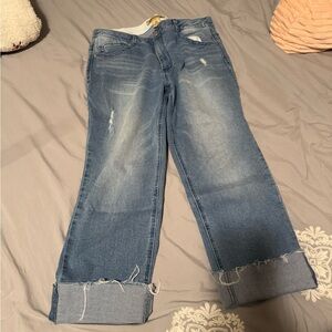 Democracy jeans cropped size 12. You can unroll as well.